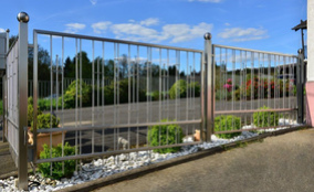 Заборы и ограждения из нержавейки на заказ. Фото 4
