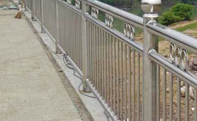 Заборы и ограждения из нержавейки на заказ. Фото 7